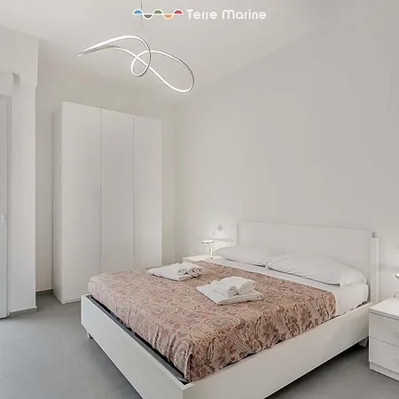 Alba House, Terre Marine